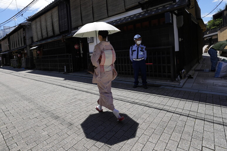 东京法院判定绝育法违宪